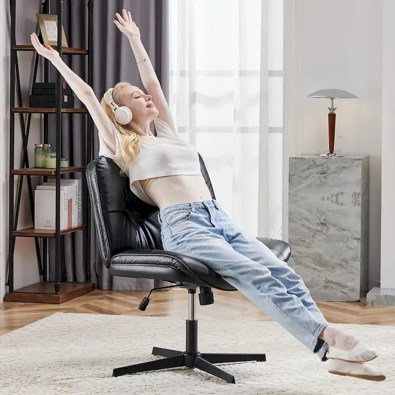 Fauteuil inclinable pivotant sans accoudoirs avec assise large rembourrée et hauteur réglable