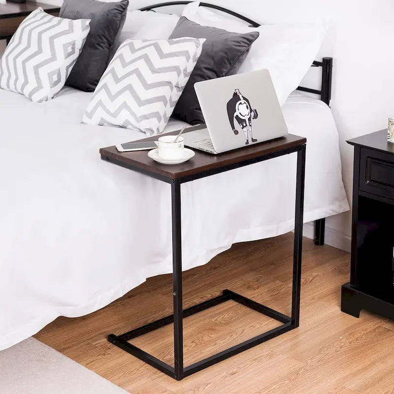 Table d'appoint en C avec structure en acier – 55,9 x 35,6 x 66 cm, Noyer
