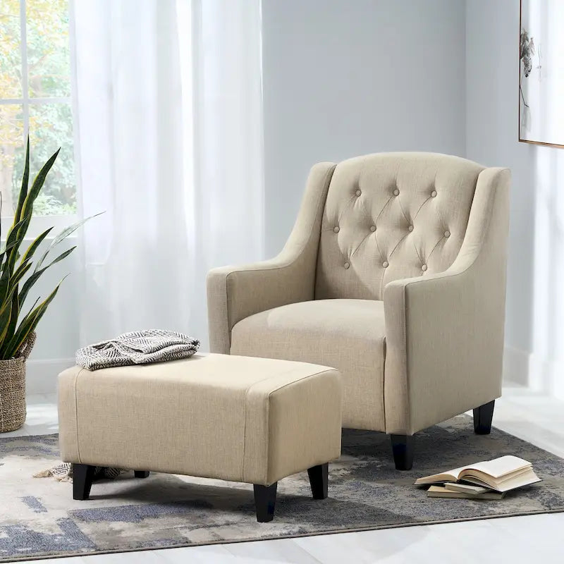 Fauteuil club en tissu touffeté beige clair avec pouf