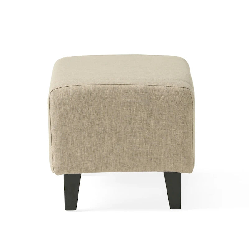 Fauteuil club en tissu touffeté beige clair avec pouf