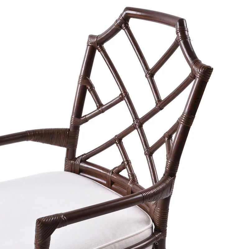 Fauteuil en rotin avec structure de style Chippendale