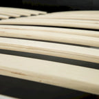 Lit plateforme King-Size rembourré en similicuir