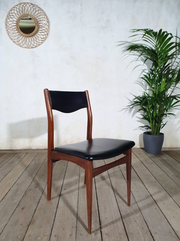 Chaise scandinave teck et skaï noir