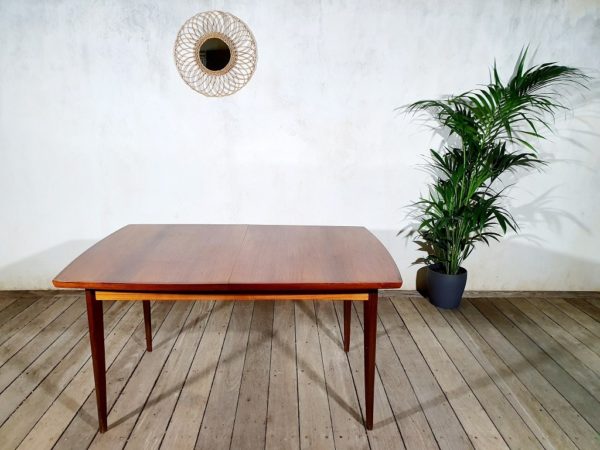 Table scandinave palissandre RIO vintage